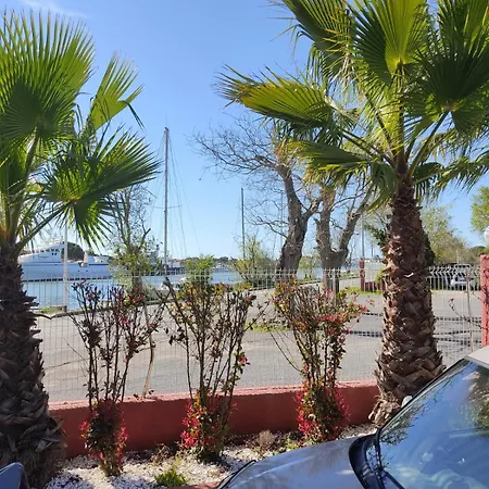 Κάμπινγκ Mobil 6 Place A 900 Metres De La *